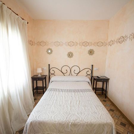Hostal Paquita Madrid Extérieur photo