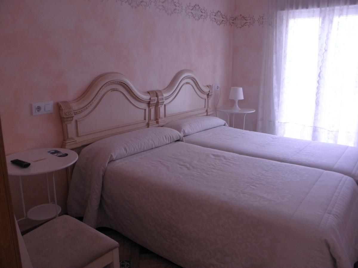 Hostal Paquita Madrid Extérieur photo